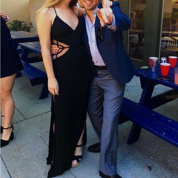 Tobi Black V Neck Maxi Tank Top Strap Dress Side Slits Mesh Paneling At Ribs - Picture 2 of 13